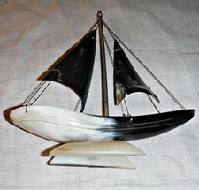 *VINTAGE HORN SAILING BOAT BEAUTIFULLY MADE WITH METAL ATTACHMENTS 6 INCH HIGH