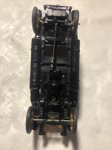 Russo Balt? Made in USSR Russian passenger car URSS 1/43 - Picture 10 of 14