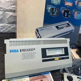 SEGA SG-1000 II Vintage Video Game Console 1984