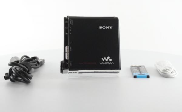 d*3様 カセット　MD CD プレイヤー　ipod SONY WALKMAN Amazon.co.jp: SONY ポータブルCDプレーヤー（ウォークマン） D-E500