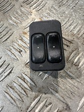 Vauxhall Astra 1.7 Diesel Sportive VAN  2005 Drivers Door Window Switches