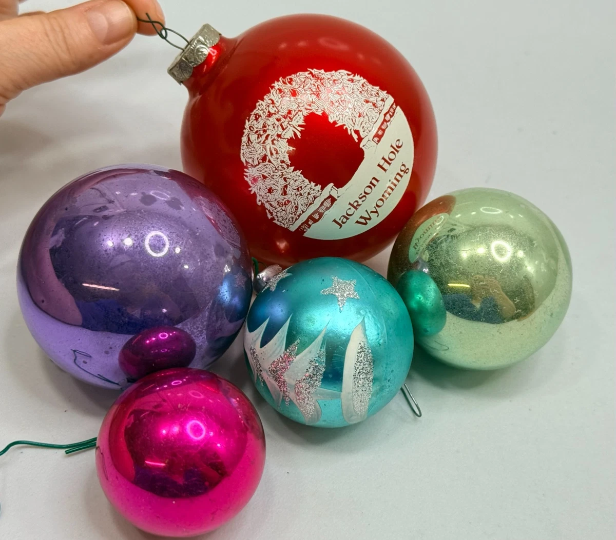 1960 Year Manufactured Collectible Holiday & Seasonal Ornaments