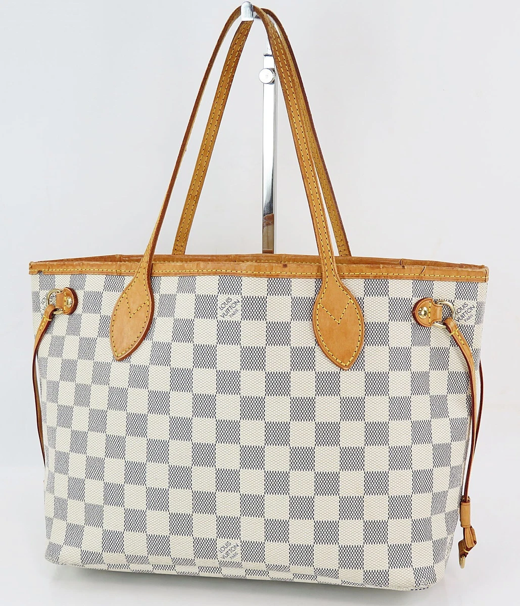 Louis Vuitton 2011 Pre-owned Damier Azur Cosmetic Bag - White