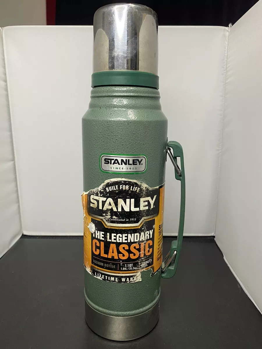 Stanley Classic Vacuum Bottle, Hammertone Green, 1.1 qt