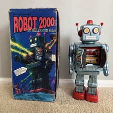Robot 2000 The Millenium Robot w/ Original Box FOR PARTS/REPAIR