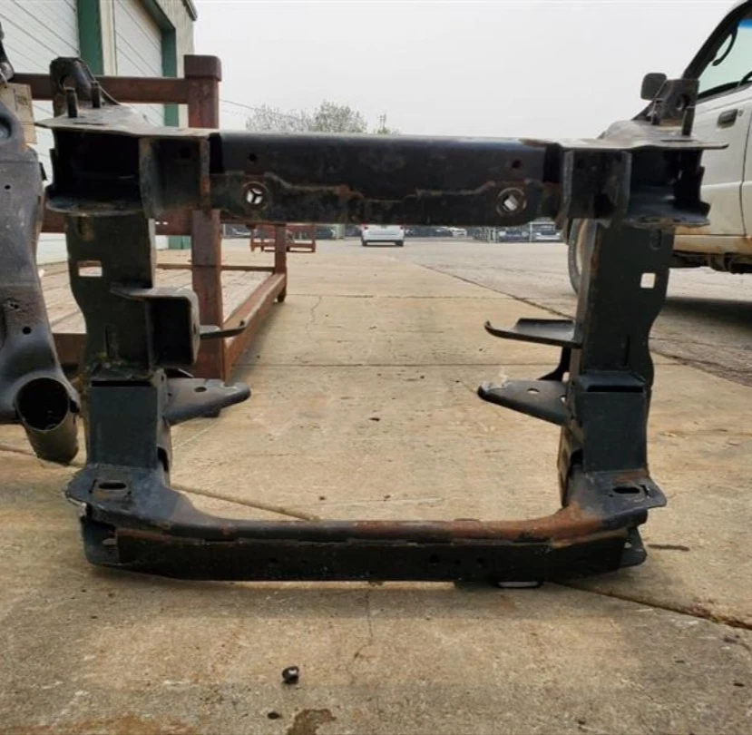 2008 - 2012 年吉普自由人道奇 Nitro 前横杆发动机摇篮 3.7 升 Oem — 第 2/4 张图片