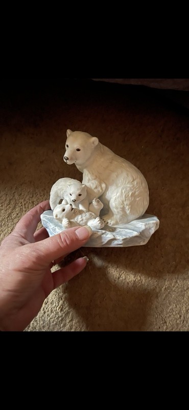 polar bear figurine