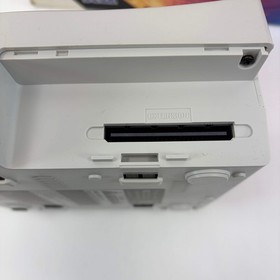 White Sega Dreamcast In Box With 2 Controllers 2 Memory Cards and 1 Rumble Pack