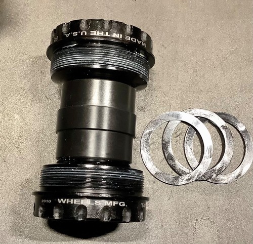 Wheels Manufacturing T47 Outboard ABEC-3 Bottom Bracket for 30mm Cranks - Picture 2 of 4