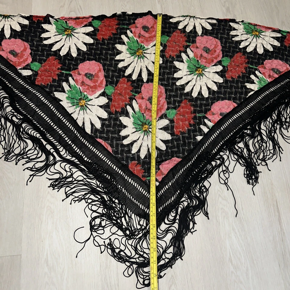 Chal envolvente Rainbow Daisy negro TRIÁNGULO VINTAGE con flecos hecho en Italia RAYON Foto 2 de 4