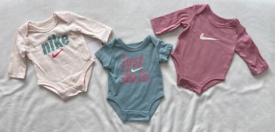 NIKE Sportswear Infant/Baby Girls Layette/Bodysuit, 3-pack