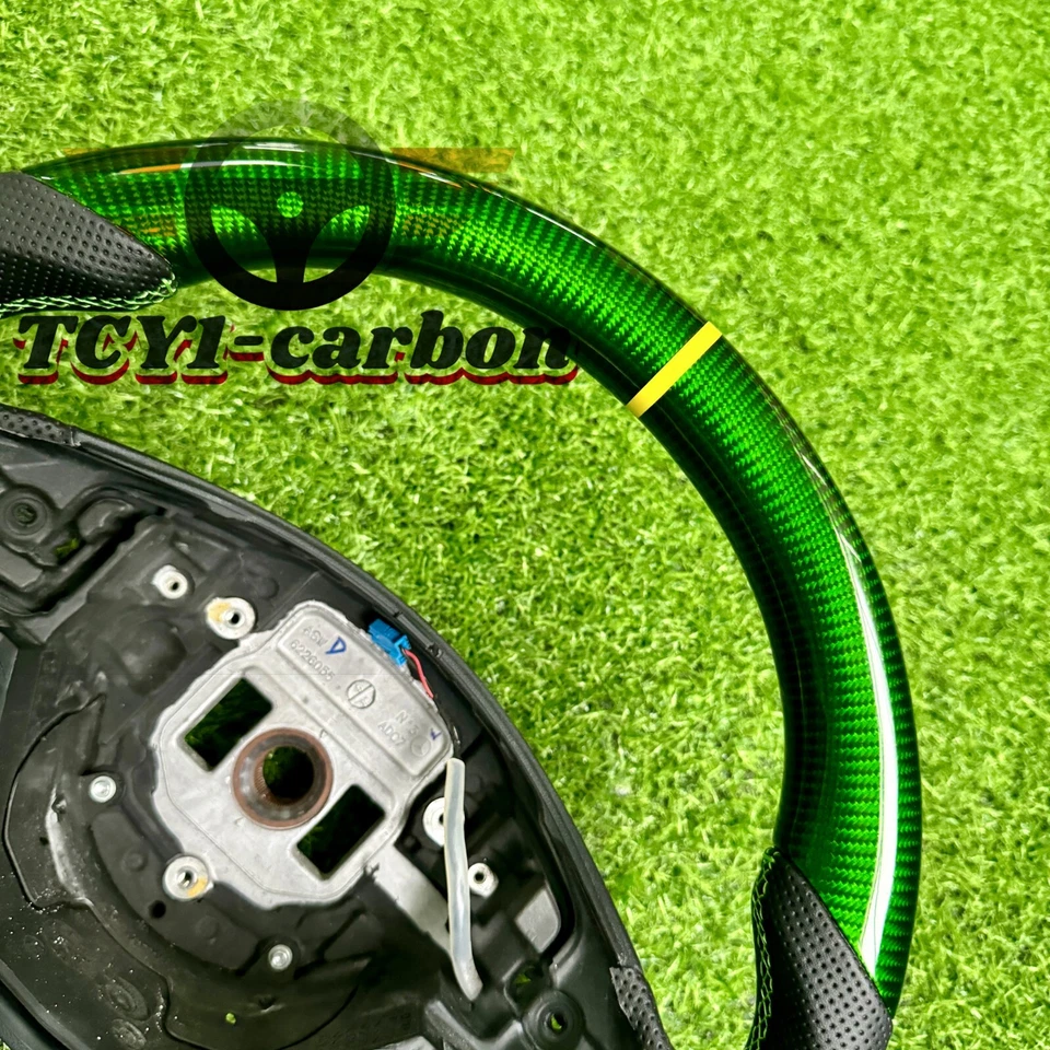 Volante de fibra de carbono verde para Mercedes-Benz AMG GT C43 C63 E63 S65 W205 Foto 3 de 4
