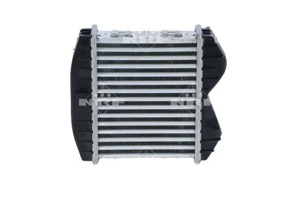 Intercooler NRF 30257 para Smart City-Coupe Cabrio Foto 2 de 4