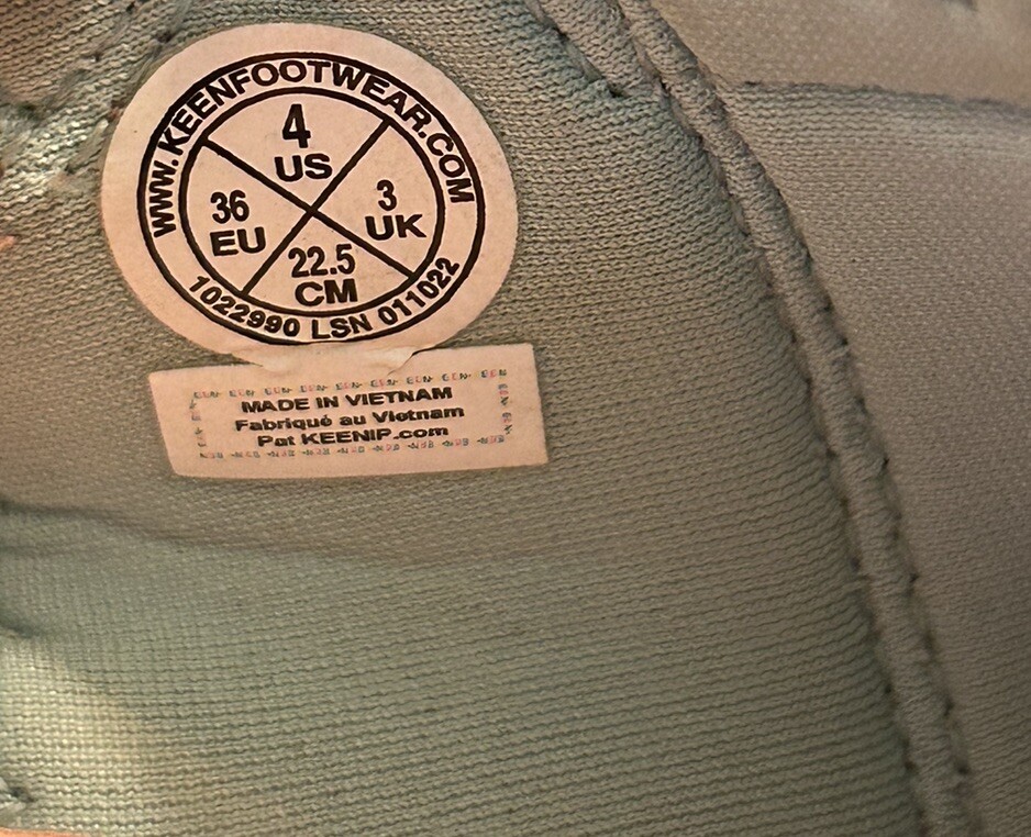 Sandali da trekking KEEN Seacamp II CNX pietra selce onda oceano blu rosa ragazza 4