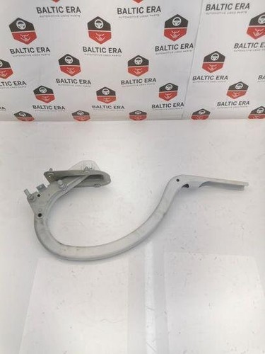 Charnière Gauche Pour Coffre BMW Série 5 E61 – Pièce D'Occasion – Réf. 7061383