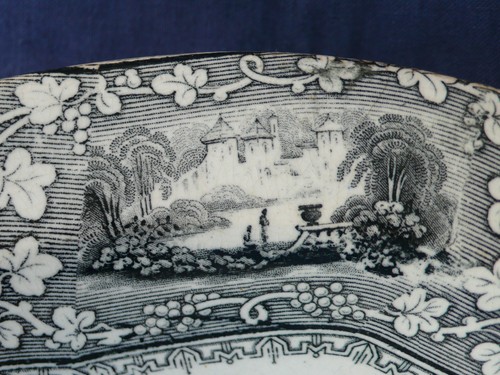 GRAND PLAT CREUX ANCIEN EN FAIENCE DECOR ROMANTIQUE - PEUT-ETRE CREIL - Imagen 7 de 7