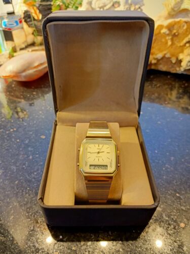 1980s Rare Golden Peel Digital And Analogue Q&Q Japanese Men's Watch NEVER USED - Picture 2 of 24
