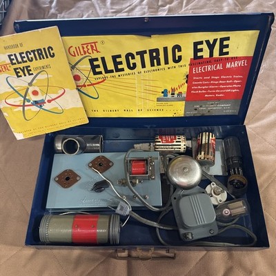 Vintage Gilbert Electric Eye Science Experiment Set w/ Manual & case   1950s Kit