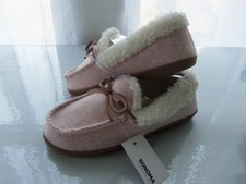 Womens New Sonoma lined Moccasin Slippers S 6-7