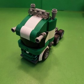 LEGO #31113 RACE CAR TRANSPORTER- TRUCK AND 2 RACE CARS COMPLETE- GREAT SHAPE