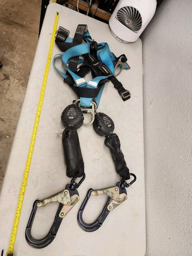 IronWear Harness 2100 with Ironwear 6 Foot Self Retracting Line Size UNIV - Picture 16 of 18
