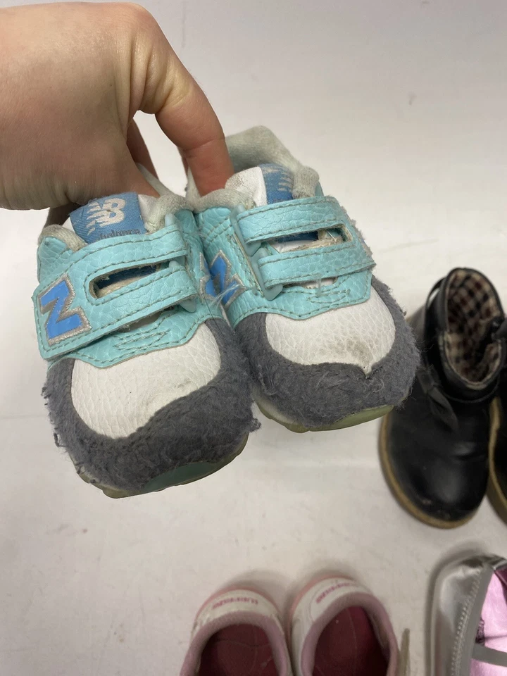 Niñas Niños Pequeños Zapatos Talla US 4 Lote Paquete 8 Pares Botas New Balance Nuevo Gato y Jack Foto 2 de 4