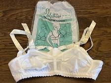 NEW Vintage 1970's Sculptress White Poly Bra Style 522 w/Attached Banderin 30B