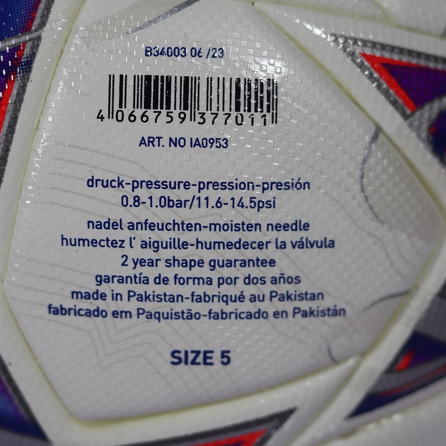 adidas Ballon UEFA Champions League Hiver Pro Match (Taille 5) 2023-2024