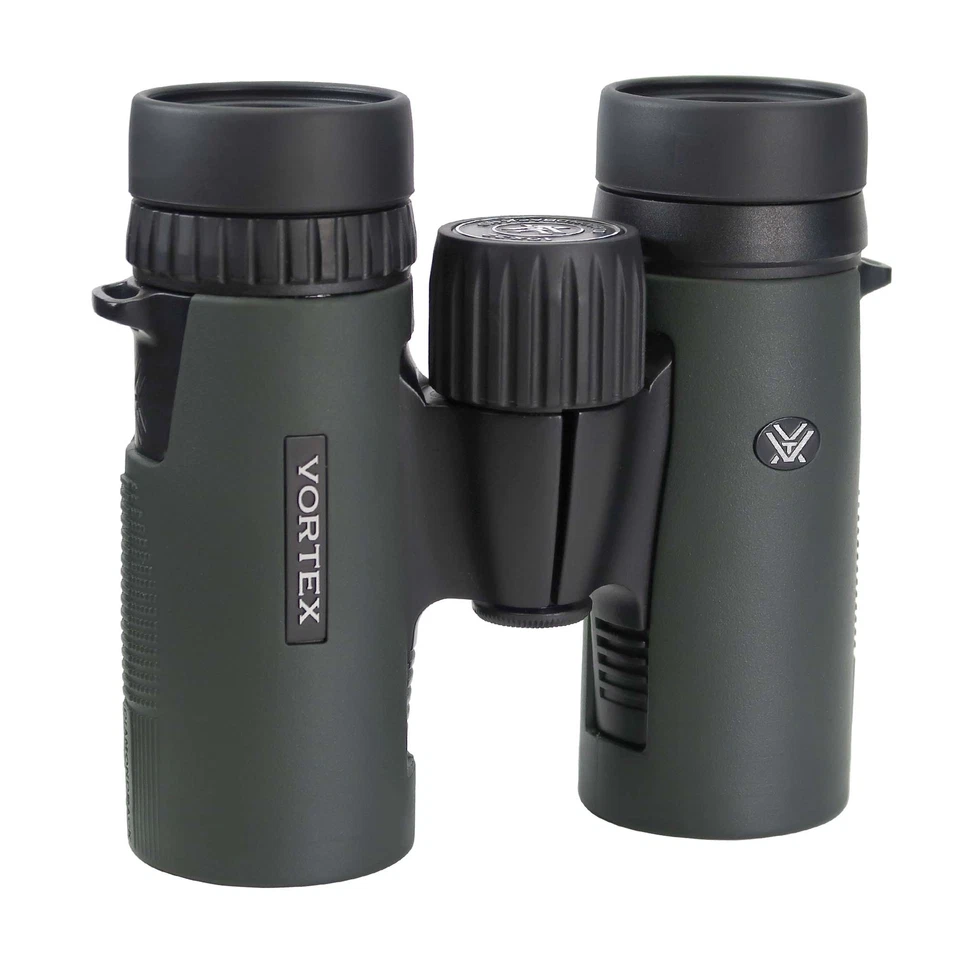 Vortex 10x32 Diamondback HD Binoculars DB-213 with Top Accessories - Image 4 of 4