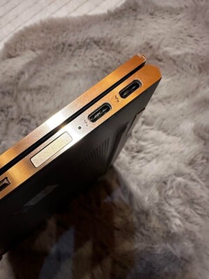 HP Spectre x360 Convertible 13-ac0xx Intel Core i7 8550U HP Spectre x360 Convertible 13-ac0xx Intel Core i7 8550U