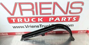 2006-2009 KENWORTH T800 W900 BRACKET ASSY-EXHAUST RH M11-1205-2