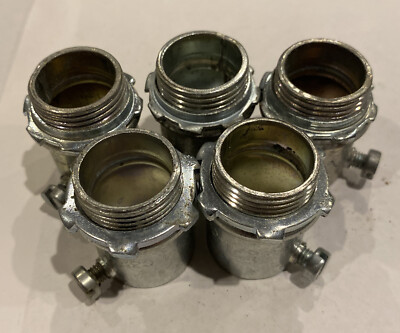 LOT OF 5 NEW ETP3/4-C32 CONDUIT FITTINGS.