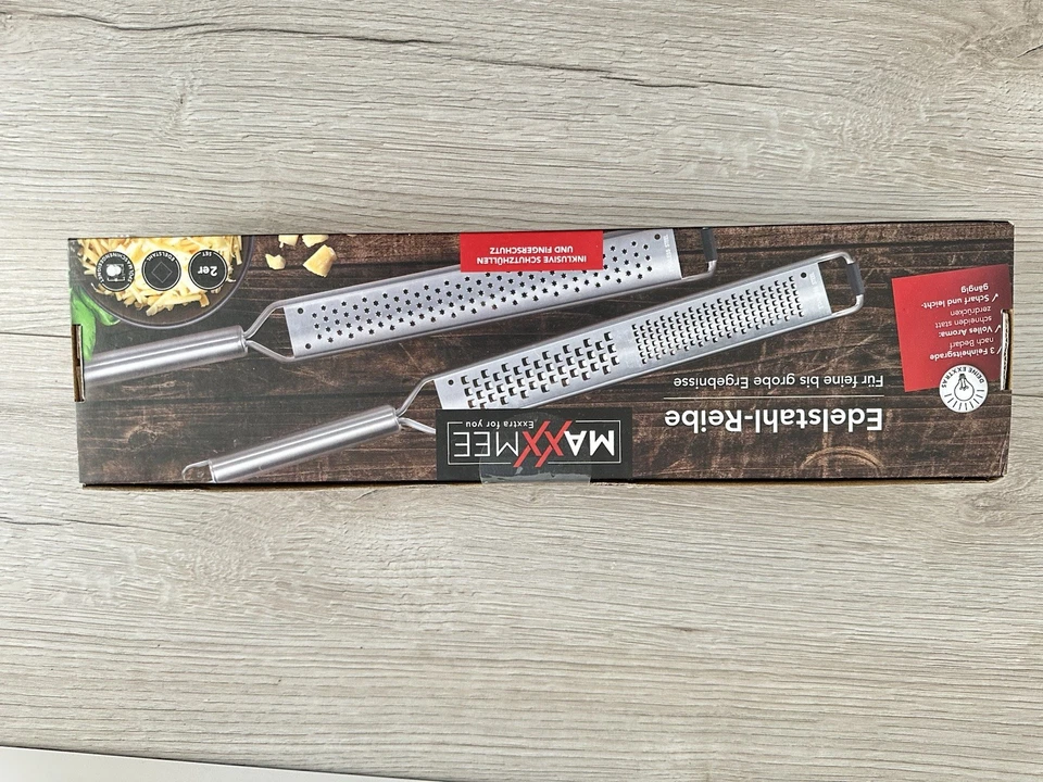 NEUE ORIGINAL VERPACKTE EDELSTAHL REIBEN SET ZU VERKAUFEN