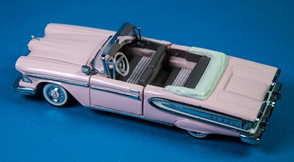 1958 Edsel Citation 1:43 Model Chalk Pink Franklin Mint Classic Cars of the 50s - Image 4 of 4