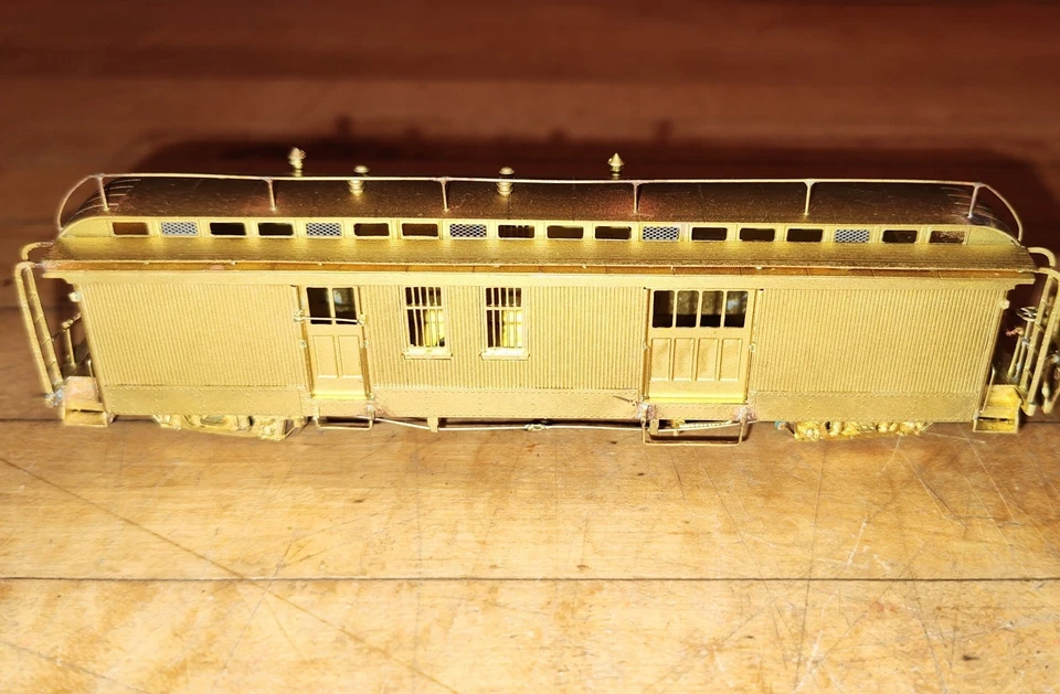Key Imports HOn3 Brass D&RGW “Chili line” Train 2-Car Set Coach & Short RPO Nice - Image 2 of 4