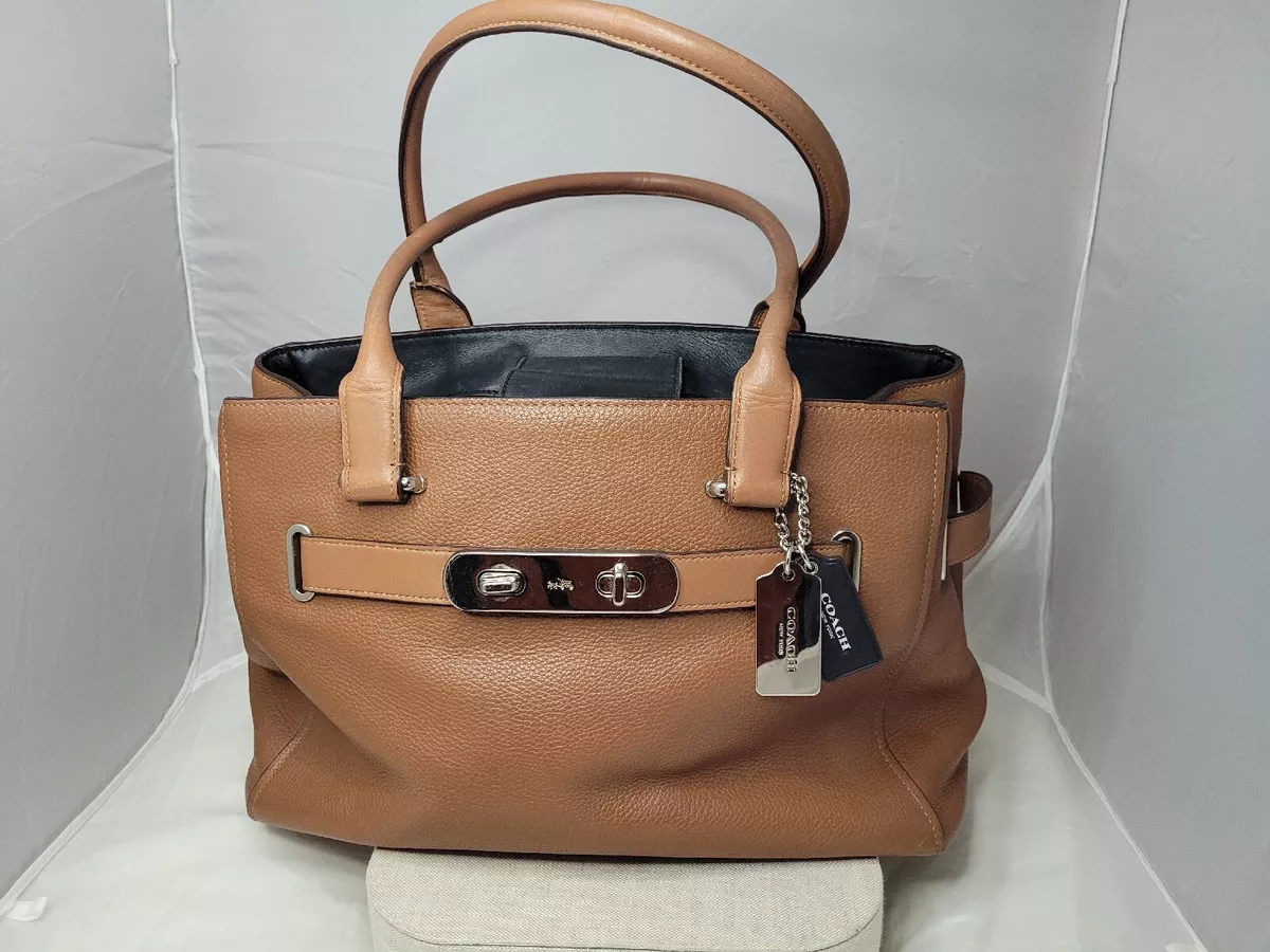 Coach swagger deals carryall
