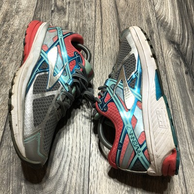 coral athletic shoes