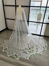 Green Floral Lace Bridal Cape/Wedding Cape/Wedding Veil/Tulle Cape