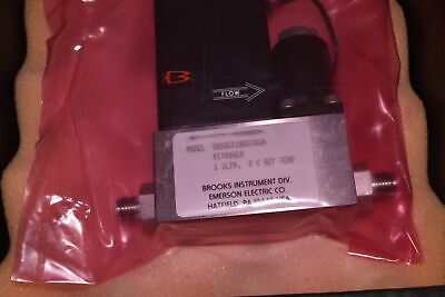 Brooks 5850E Mass Flow Controller MFC O2 200 SCCM for sale Brooks 5850E Mass Flow Controller MFC O2 200 SCCM for sale
