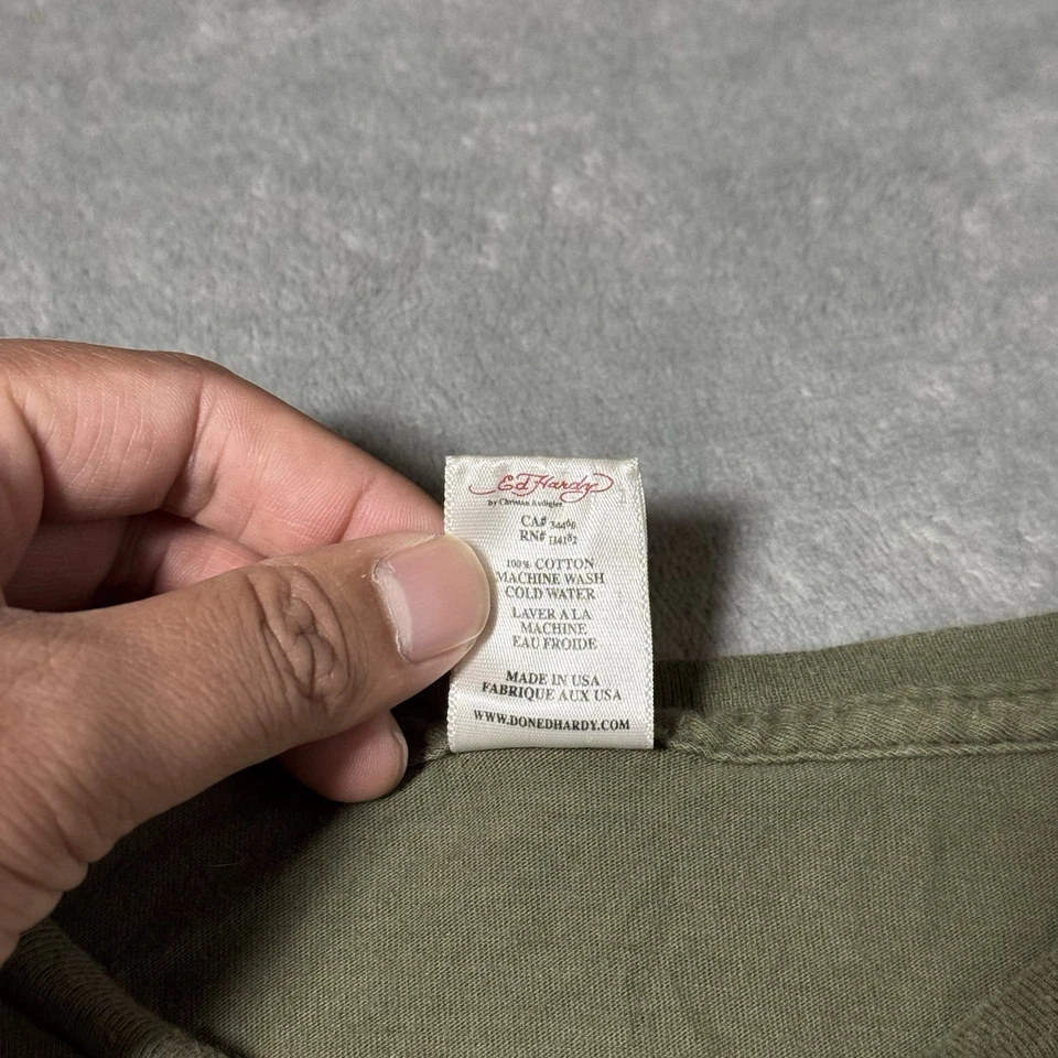 Camiseta De Colección Y2K 77’ Ed Hardy Tatuaje Manga Larga Golpes de Brazo Talla XXL Para Hombres Grunge Punk Foto 4 de 4