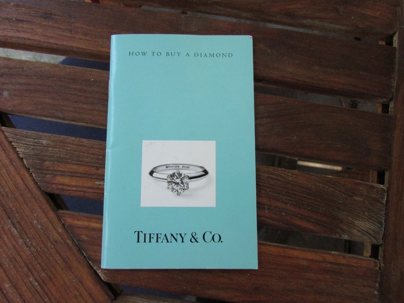 TIFFANY & COMPANY 1997 BOOKLET, HOW TO BUY A DIAMOND