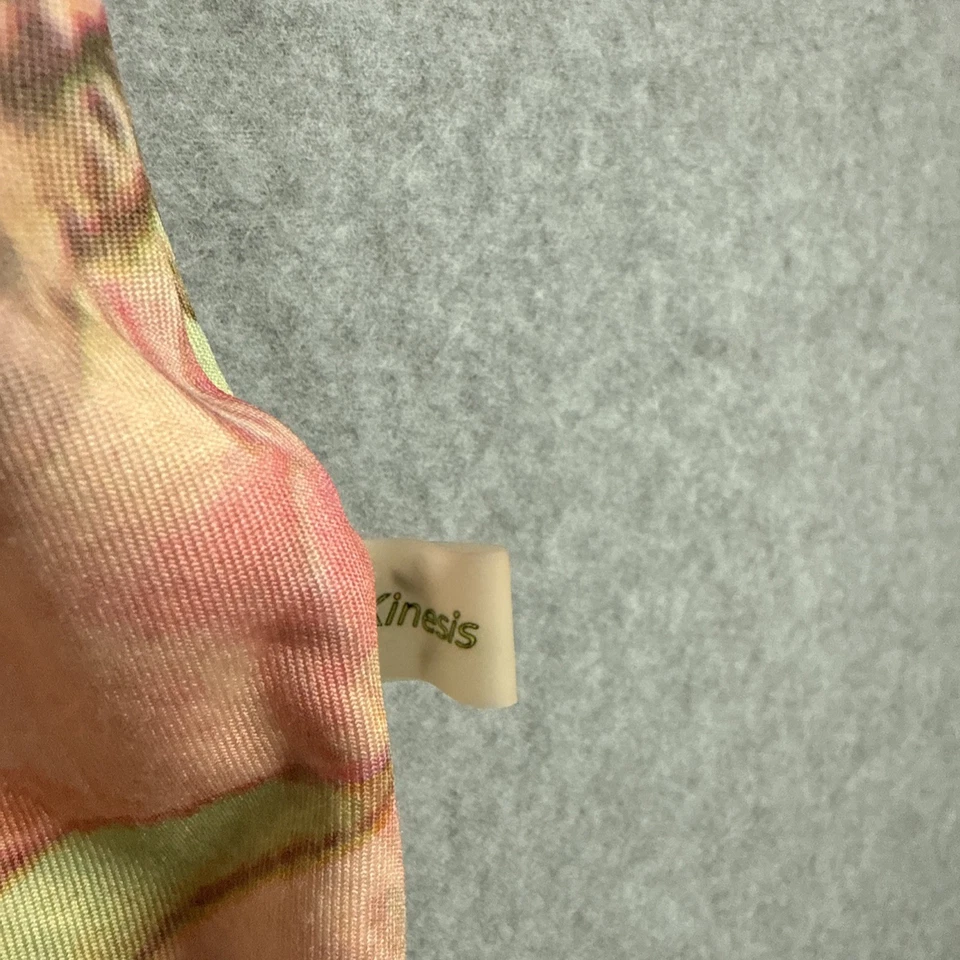 Camiseta sin mangas grande Kinesis con sujetador multicolor hecha en EE. UU. Foto 4 de 4