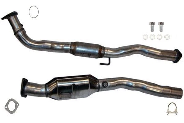 Right Catalytic Converter For 2003 Chevrolet Silverado 3500 8.1L V8 GAS OHV - Image 3 of 4