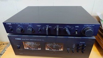 Yamaha C-2  High End Pre Amplifier Stereo Vintage 220V Fully Functional 