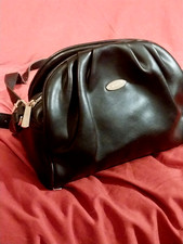 David Jones Designer Shoulder Bag~ Long Adjustable Strap~Zipper closure!