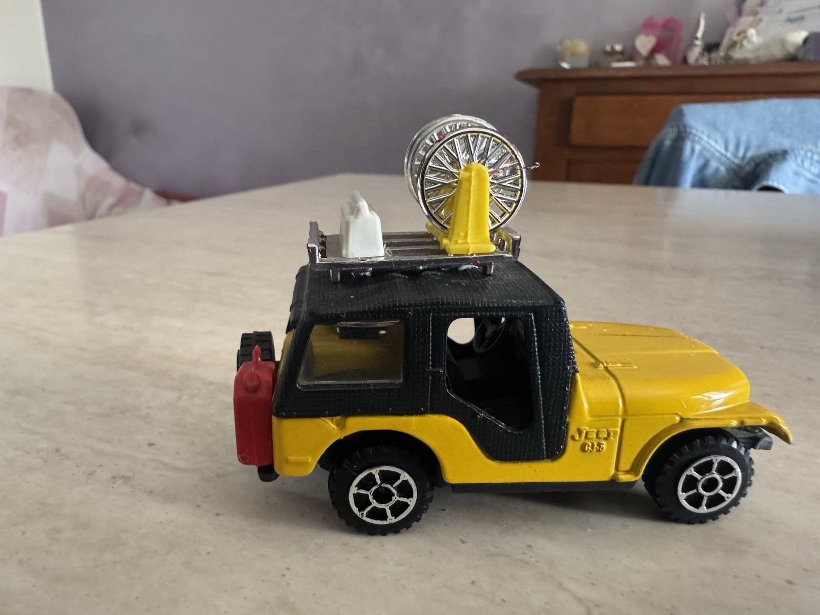 Foto 4 di 9