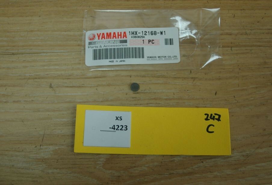 Yamaha FZ,YZF 1HX-12168-W1-00 PAD,ADJUSTING 1.80 Original Genuine