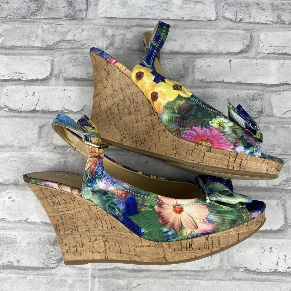 Sandalia de cuña floral CL By Laundry punta abierta corcho talla 11 nueva sin etiquetas Foto 3 de 4