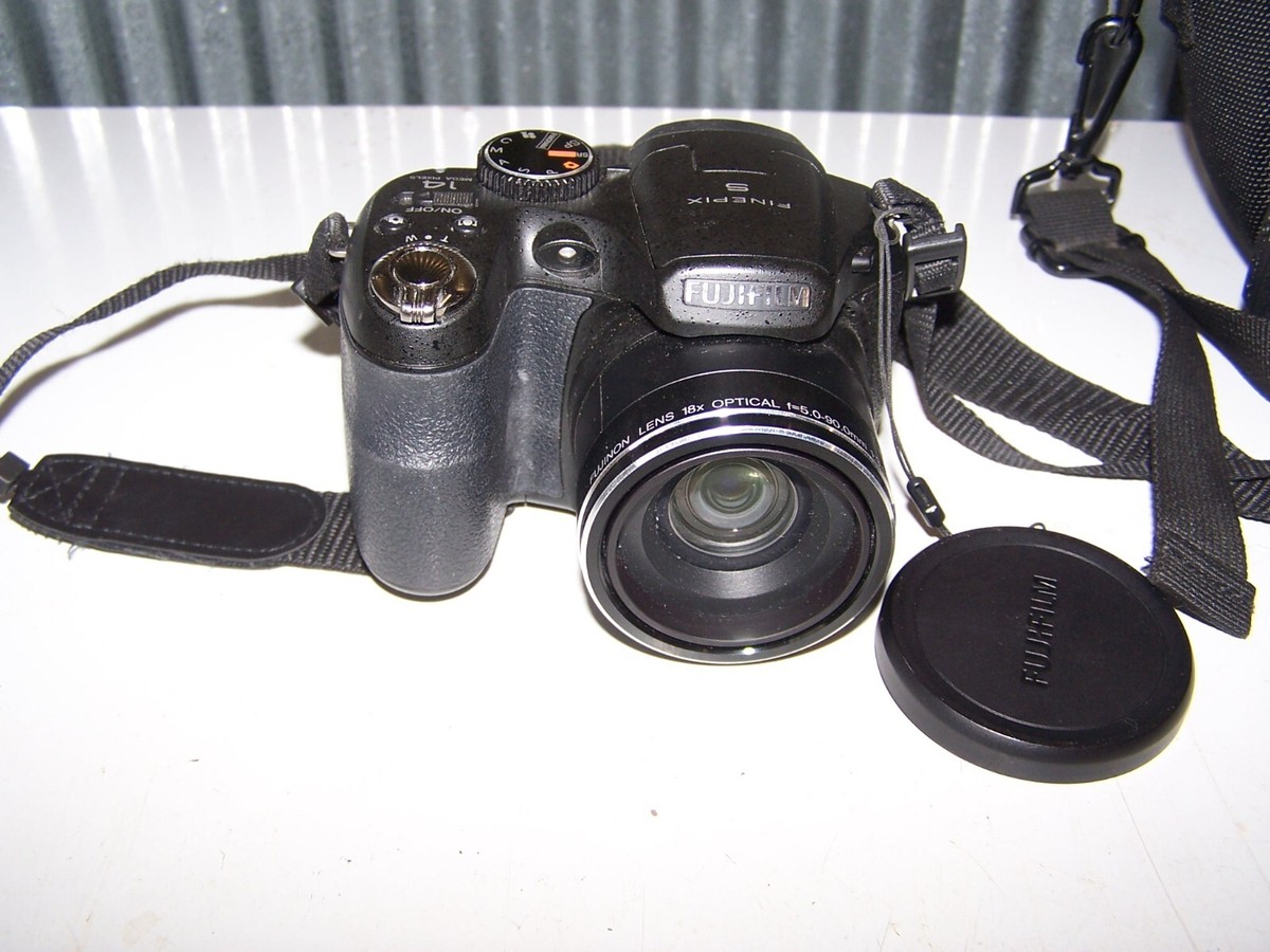 FUJIFILM FINEPIX Digital Camera S2900 Tested WORKS Estate Find