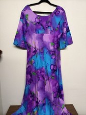 Ui-Maikai Vintage Hawaiian Maxi Dress Green White Floral 1970s 100 Cotton